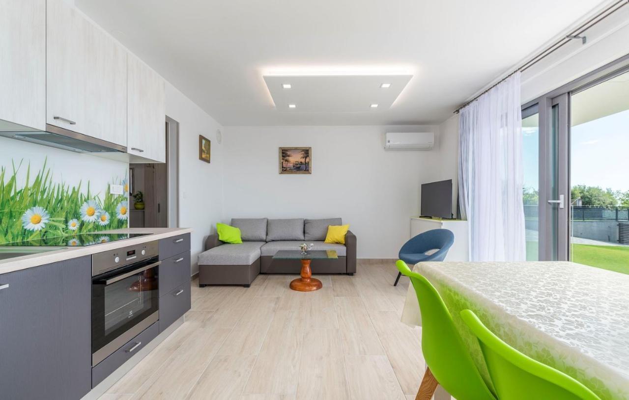 Apart Residence Blue Sea Poreč Extérieur photo